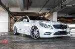 Mercedes-Benz E350 Coupe on Vossen Wheels (VPS-310T) 2016 года